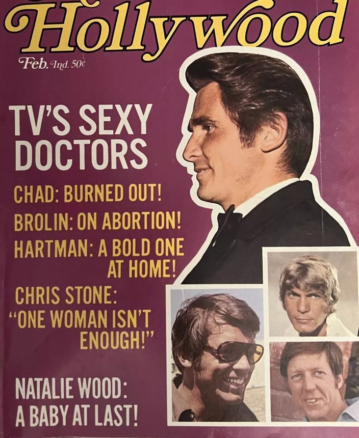 RONA BARRETTS HOLLYWOOD magazine side cover February 1971