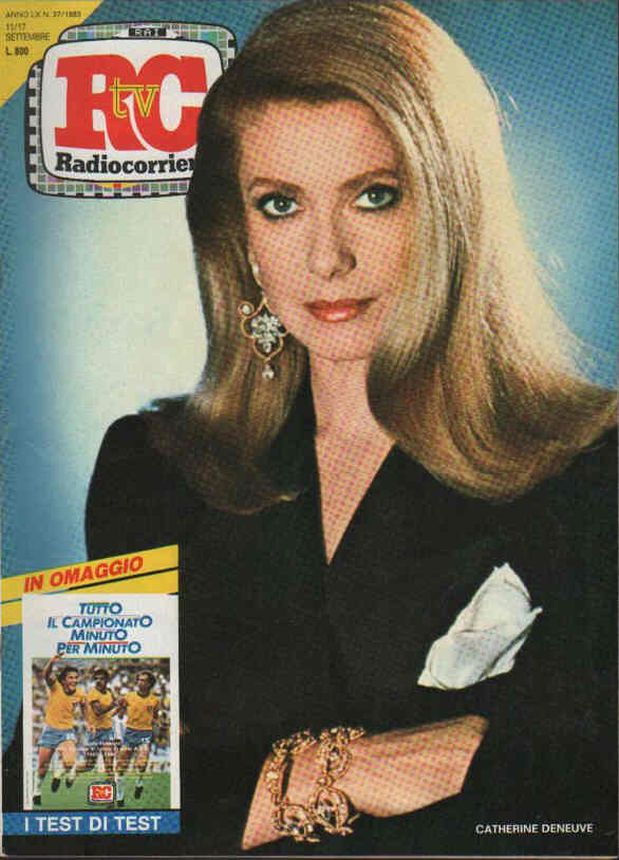 RADIOCORRIERE TV magazine side cover Issue 37 11 September 1983