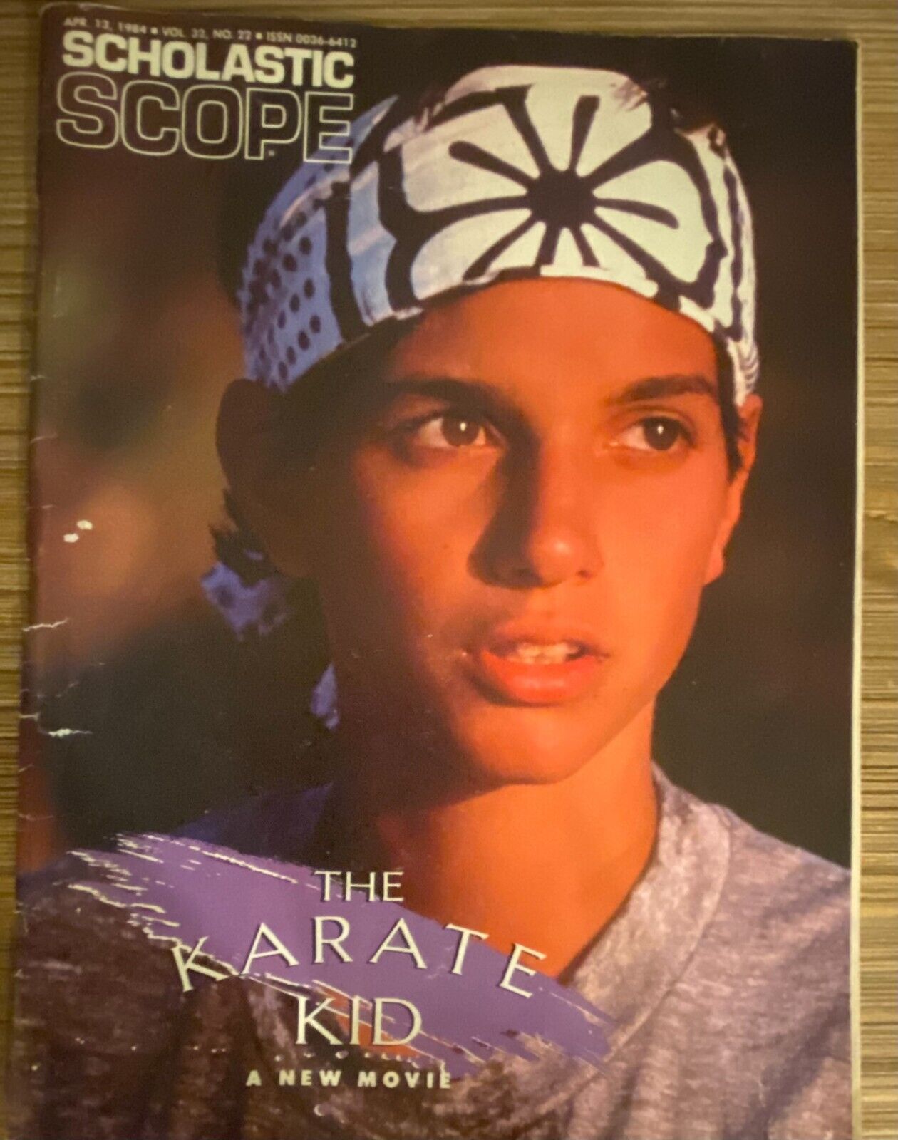 SCHOLASTIC SCOPE magazine side cover 13 April 1984