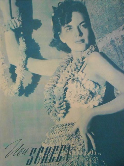 NEW SCREEN NEWS magazine side cover  Vol 4 # 42 21 March 1942