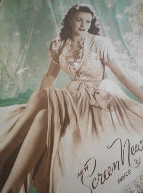 NEW SCREEN NEWS magazine side cover 18 June 1948