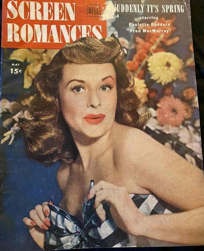 SCREEN ROMANCES magazine side cover Issue 216 May 1947