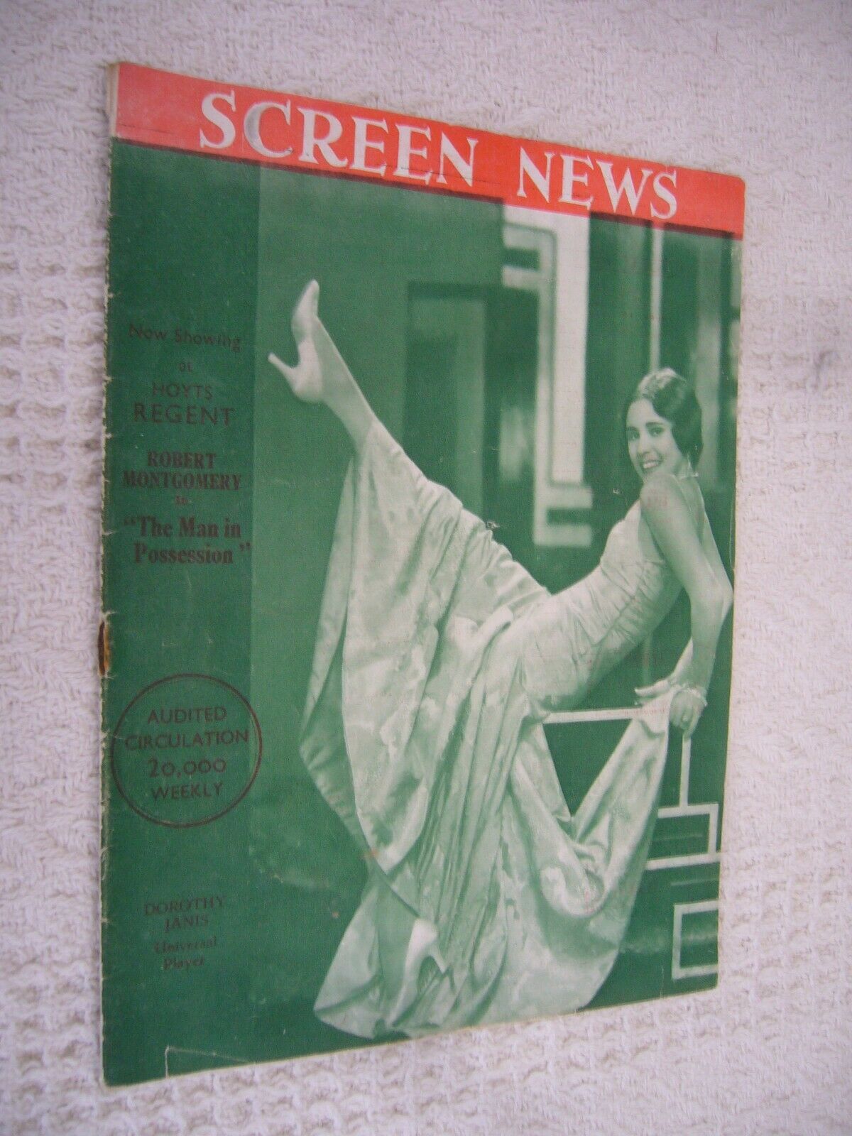 NEW SCREEN NEWS magazine side cover 18 February 1931