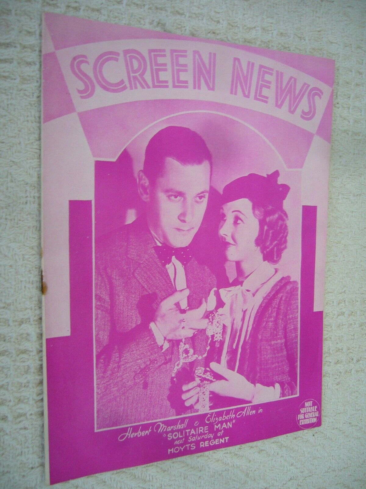 NEW SCREEN NEWS magazine side cover Issue 327 9 December 1933
