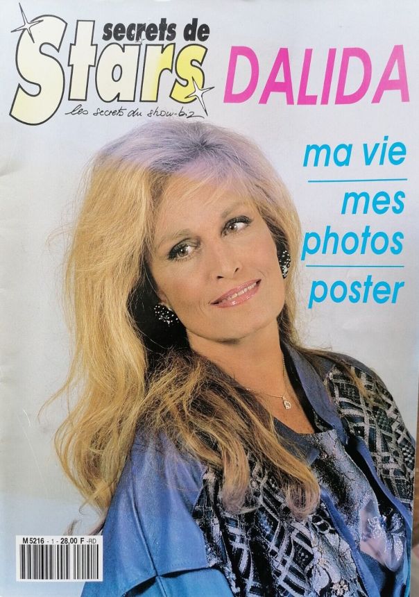 SECRETS DE STARS magazine side cover Issue 1   1992
