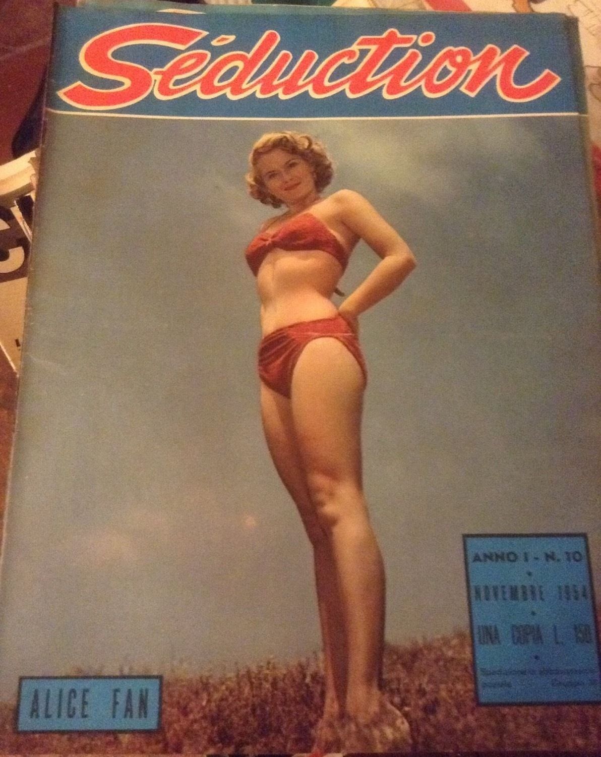 SEDUCTION (ITALY) magazine side cover Issue 10 November 1954