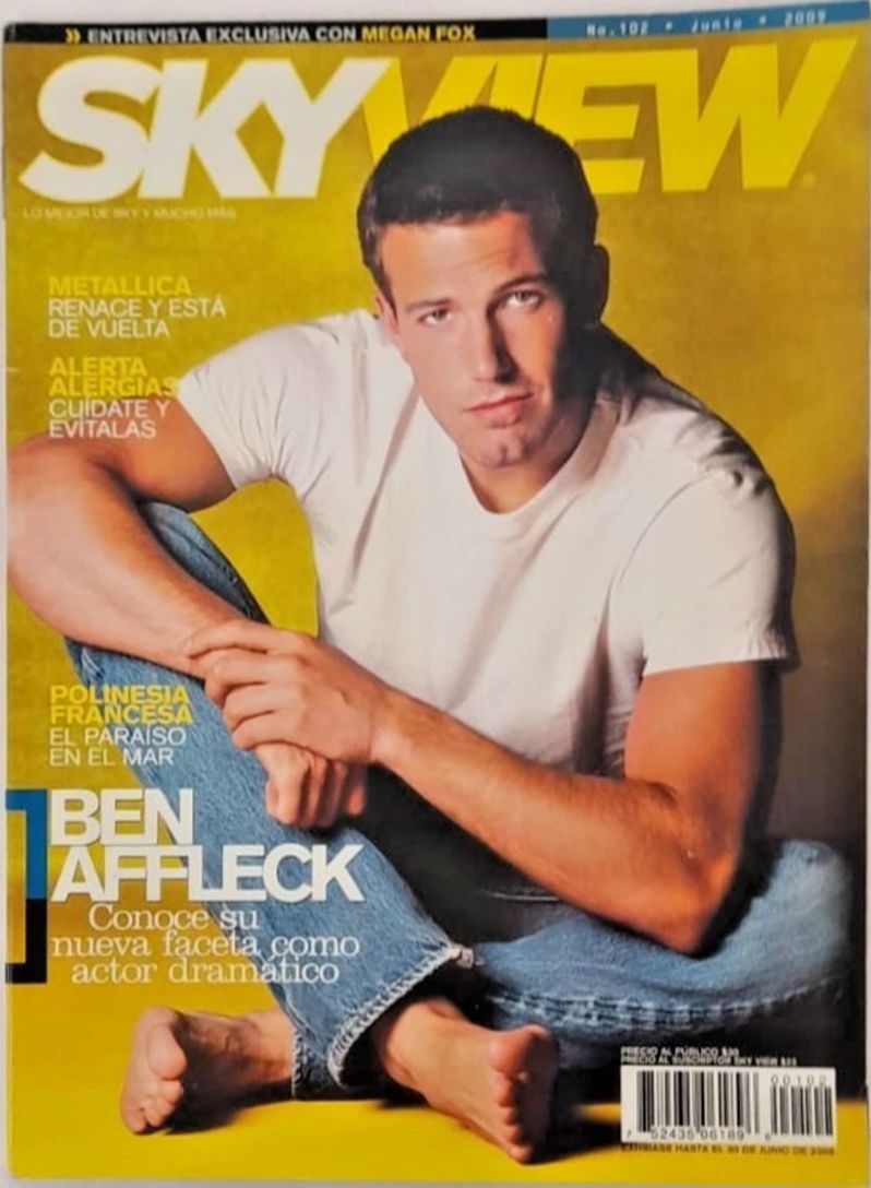 SKY VIEW MEXICO magazine side cover Issue 102  June 2009