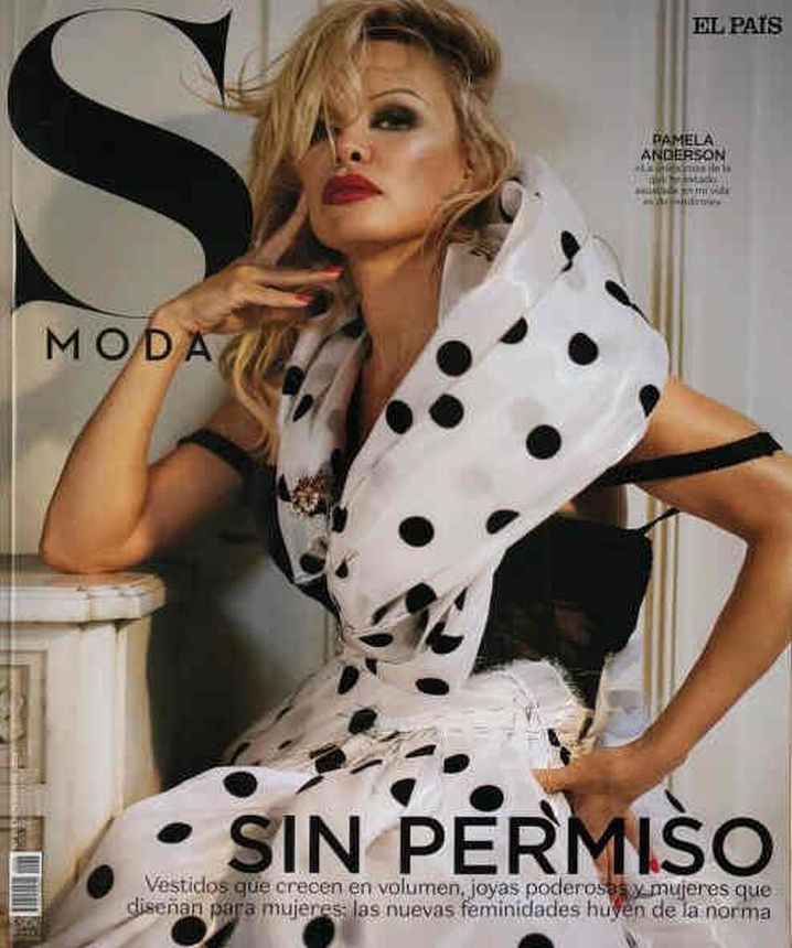 S MODA magazine side cover  November 2019