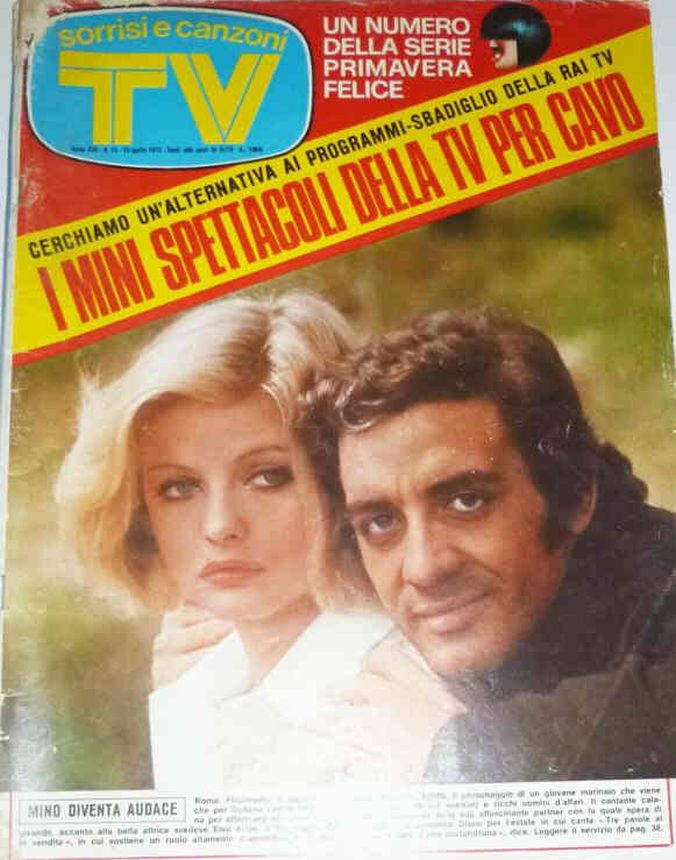 SORRISI E CANZONI TV magazine side cover Issue 15 15 April 1973