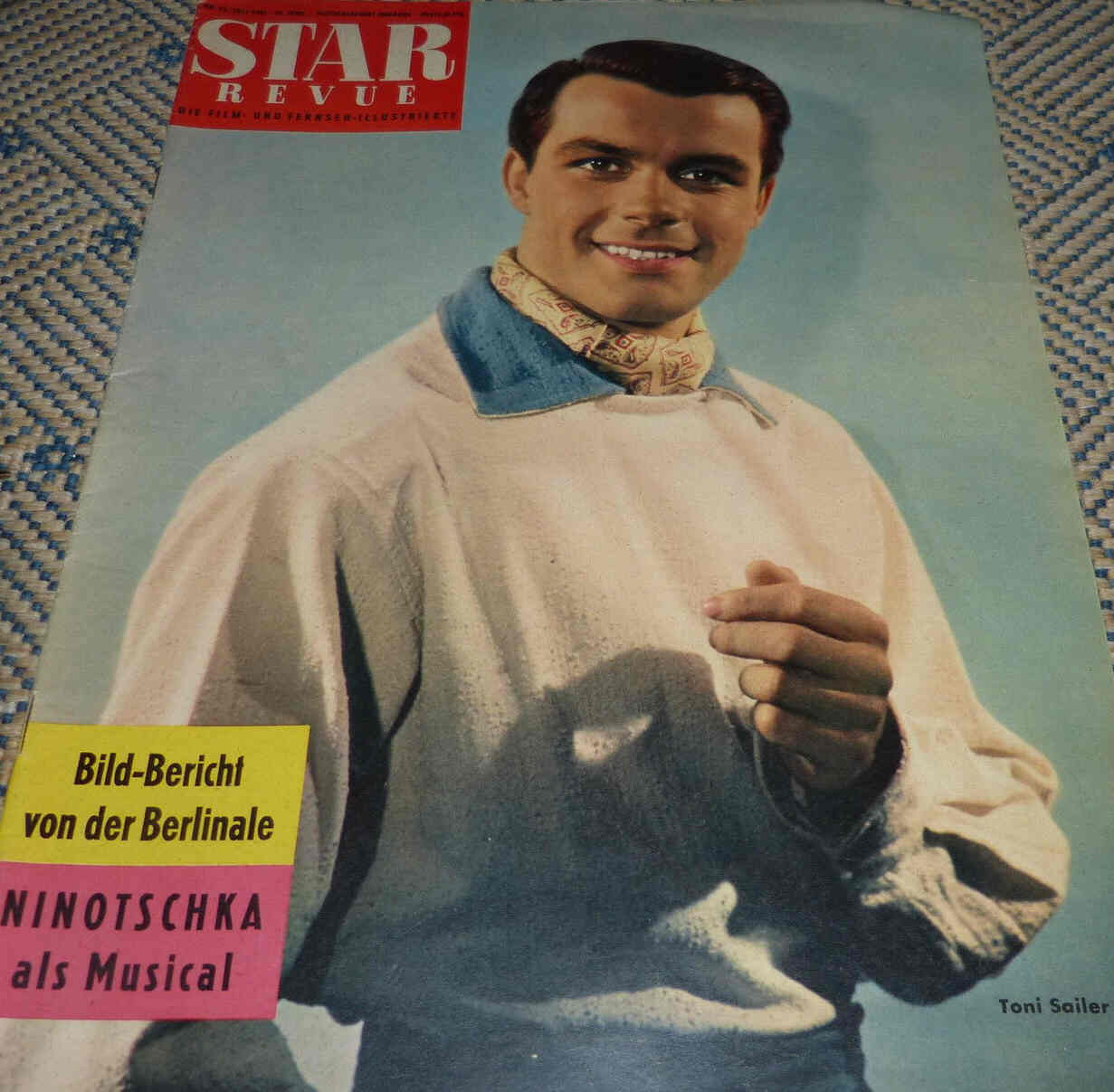 STAR REVUE magazine side cover Issue 15  1957