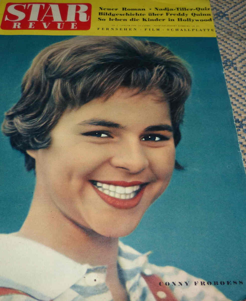 STAR REVUE magazine side cover Issue 3  1959