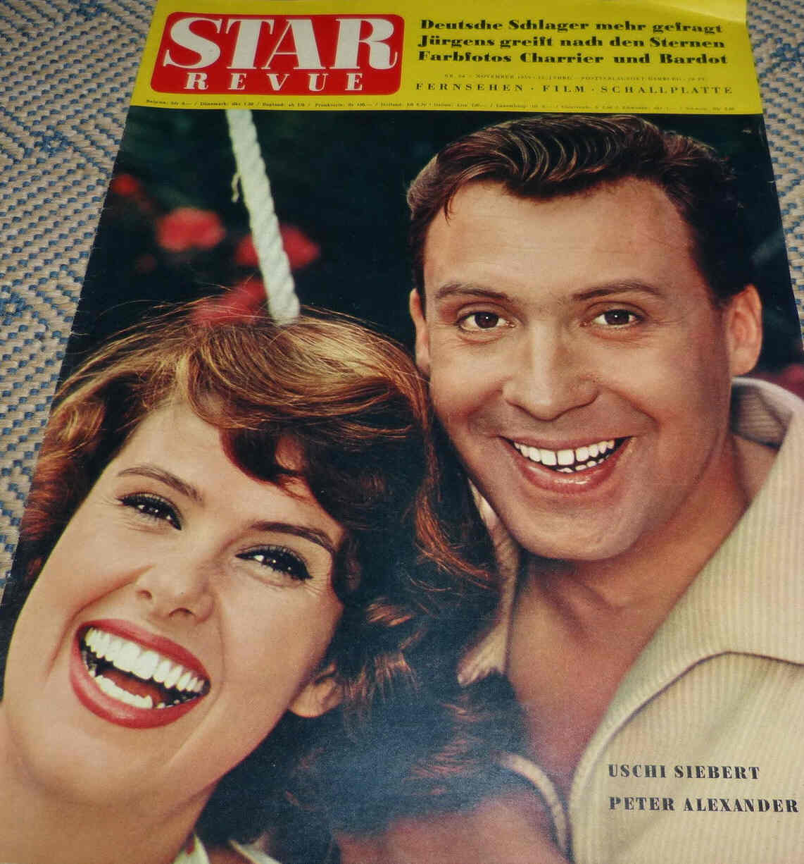 STAR REVUE magazine side cover Issue 24  1959