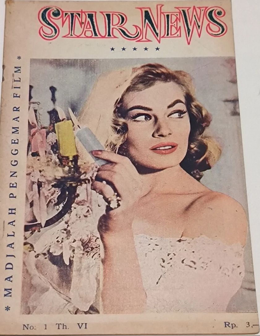 STAR NEWS magazine side cover Issue 1   1957