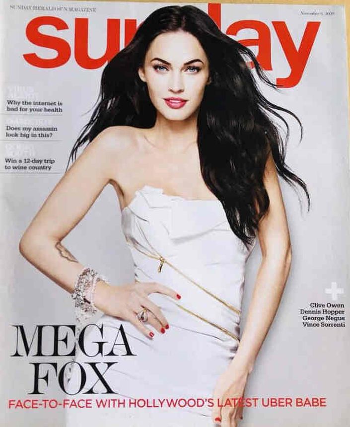 SUNDAY HERALD MAGAZINE magazine side cover 8 November 2009