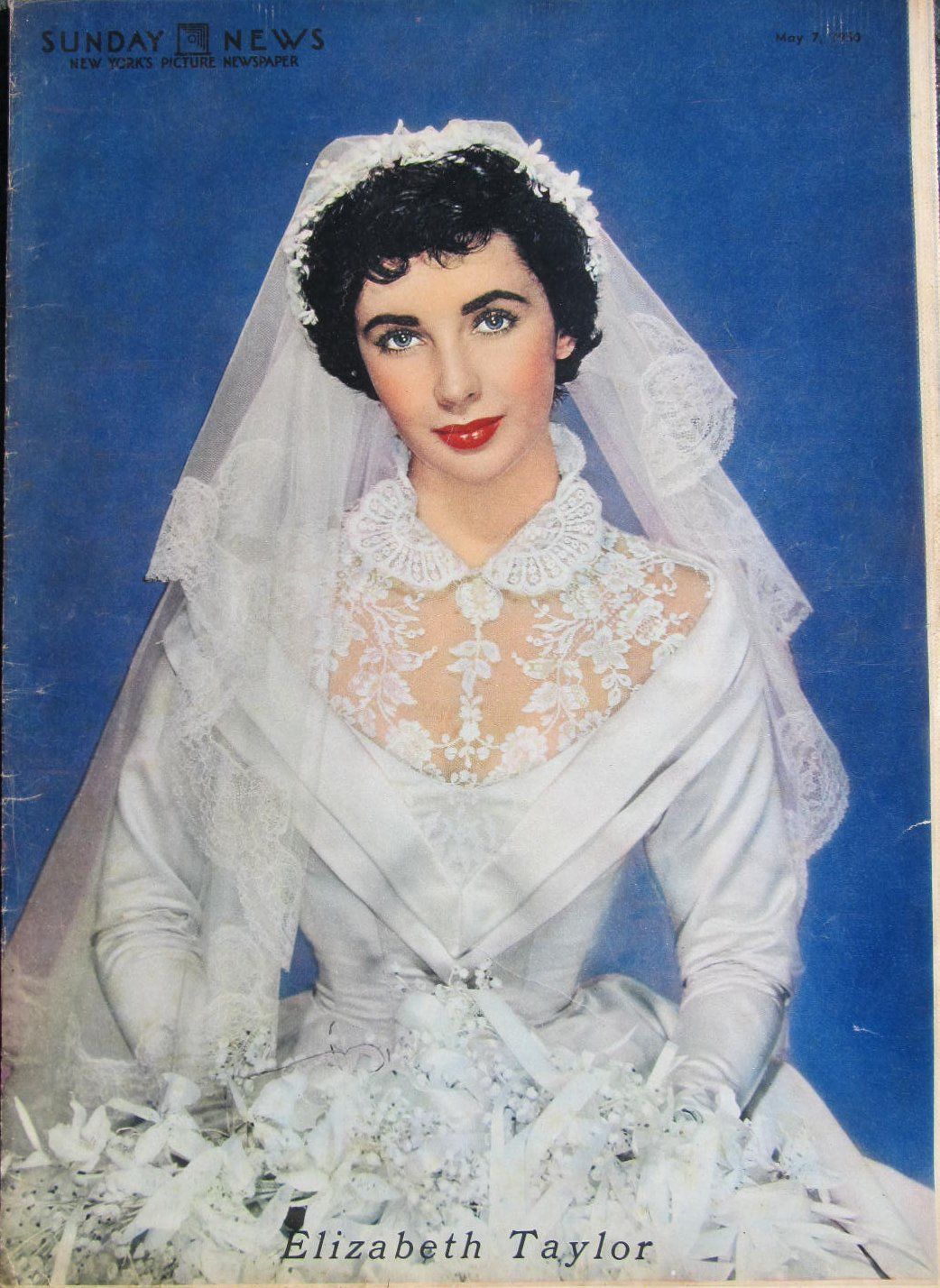 SUNDAY NEWS magazine cover