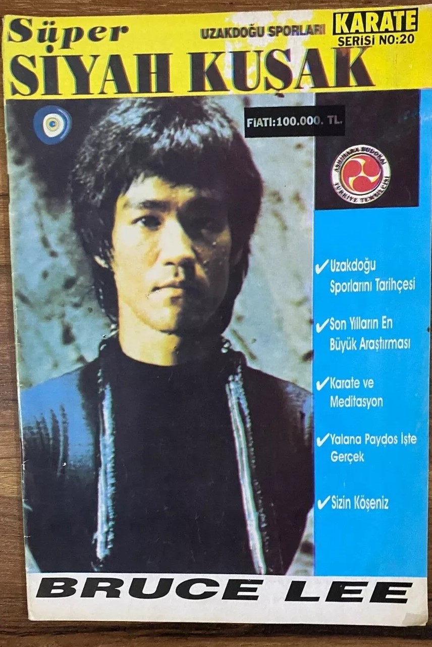 SUPER SIYAHKUSAK magazine side cover Issue 20   