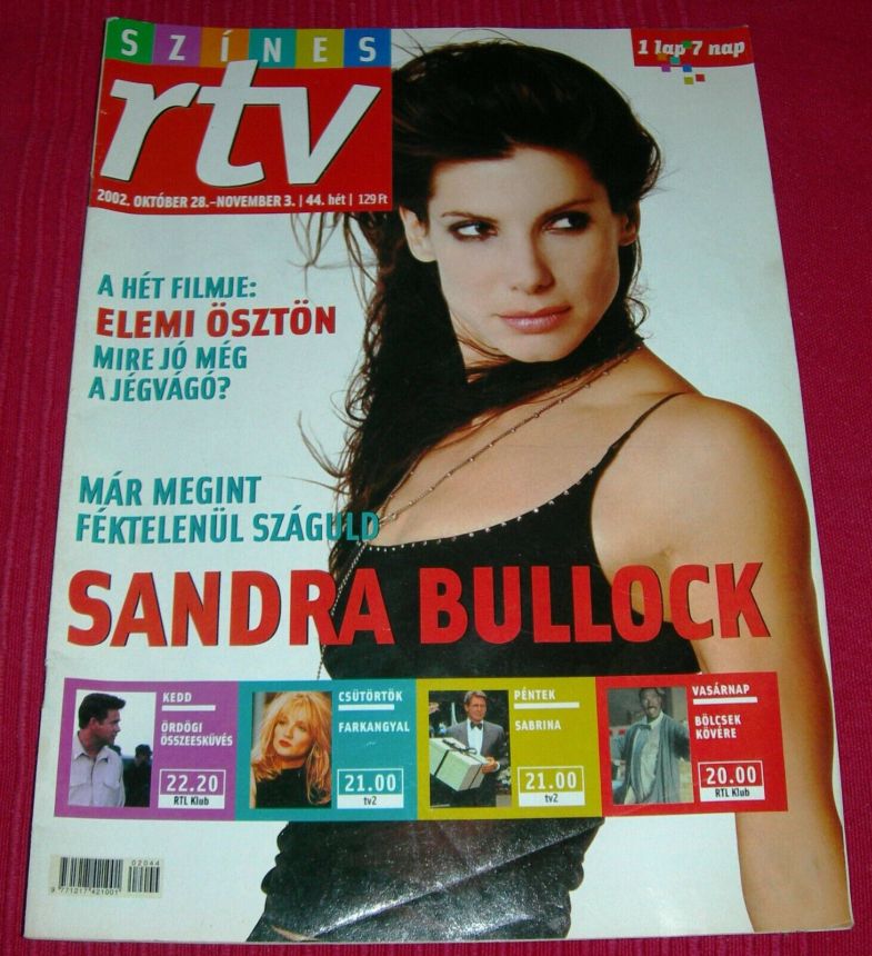 SZINES RTV magazine side cover 28 October 2002