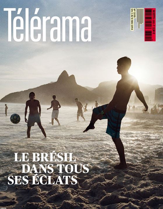 RADIO CINEMA TELEVISION/TELERAMA magazine side cover Issue 3355 3 May 2014