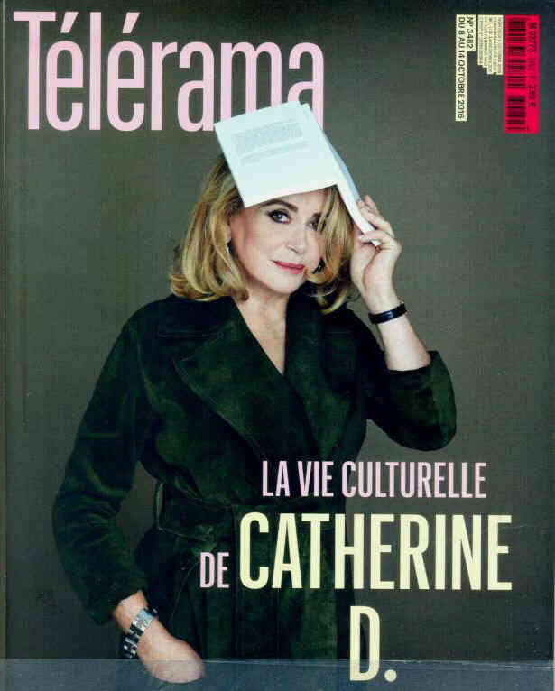 RADIO CINEMA TELEVISION/TELERAMA magazine side cover Issue 3482 5 October 2016
