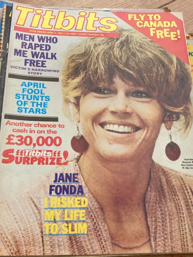 TITBITS magazine side cover Issue 4996 3 April 1982