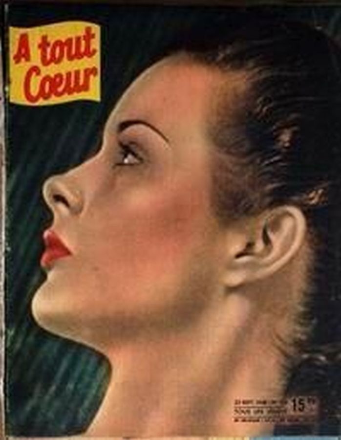A TOUT COEUR magazine side cover Issue 102 23 September 1948