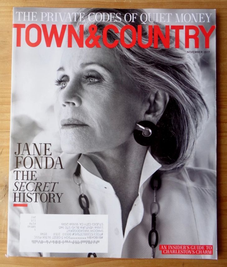 TOWN AND COUNTRY magazine side cover  November 2017