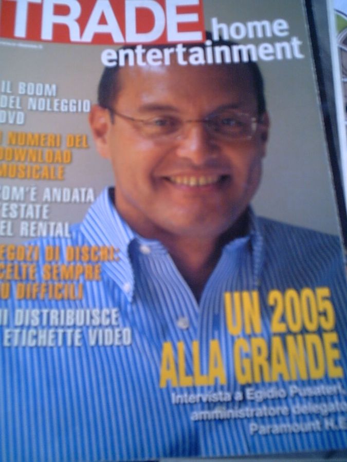 TRADE HOME ENTERTAINMENT magazine side cover September 2004