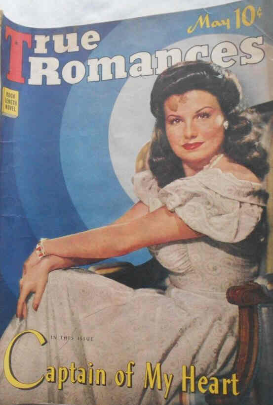 TRUE ROMANCES magazine side cover May 1942