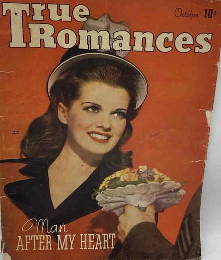 TRUE ROMANCES magazine side cover October 1944