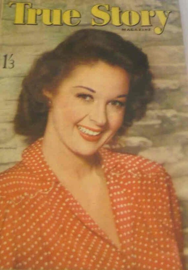 TRUE STORY (UK) magazine side cover  June 1952