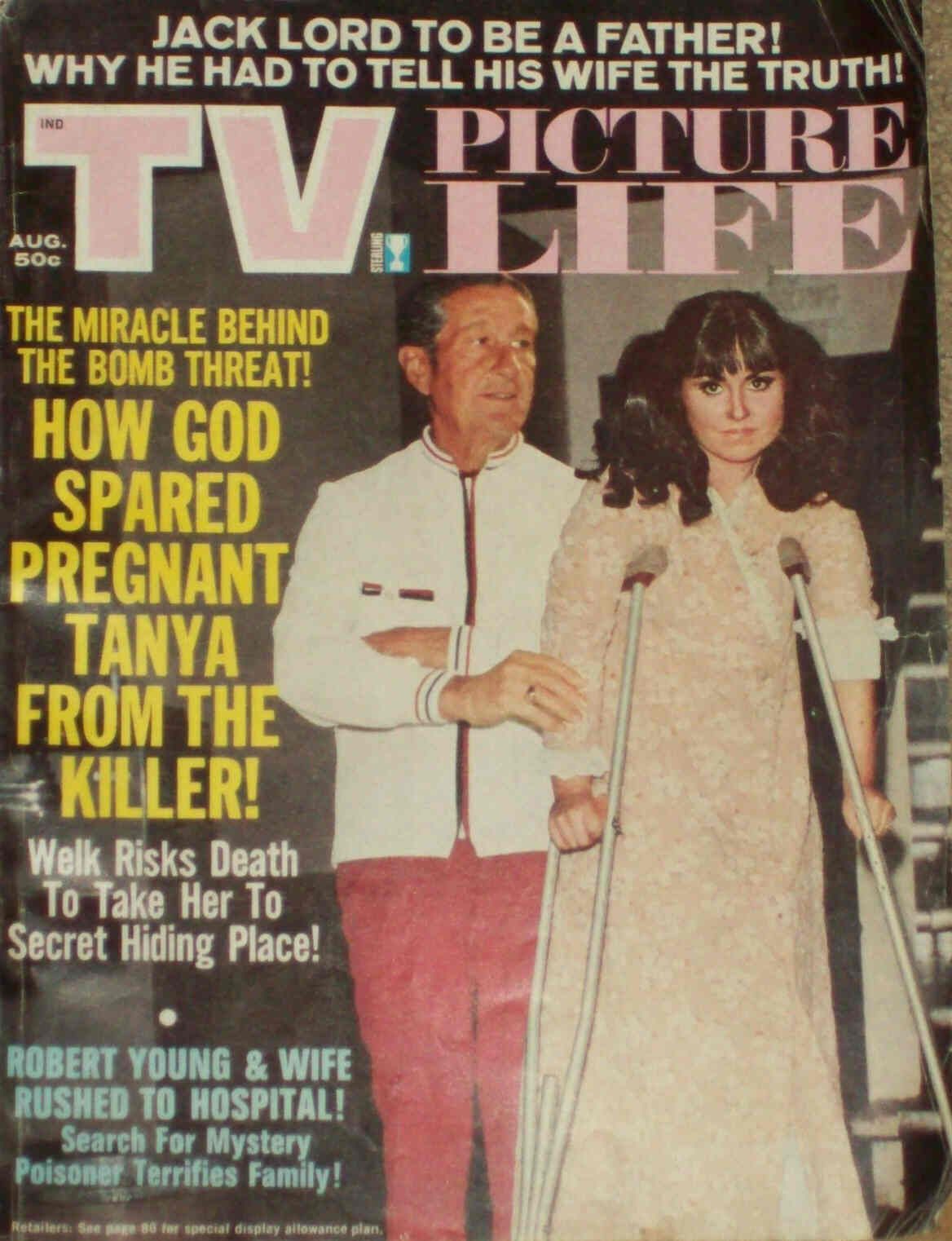 TV PICTURE LIFE magazine side cover August 1971