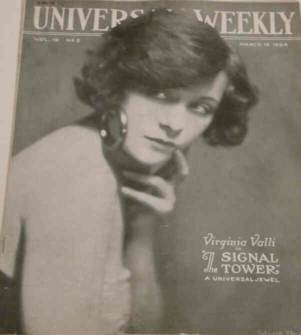 UNIVERSAL WEEKLY magazine side cover 15 March 1924