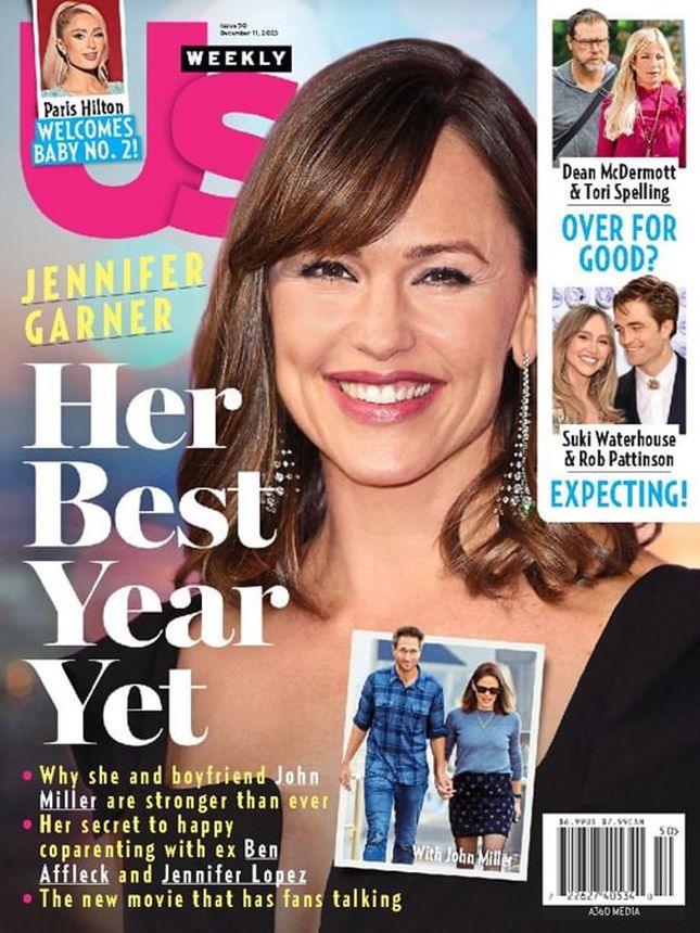 US WEEKLY magazine side cover 11 December 2023
