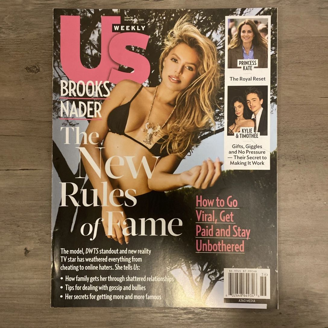 US WEEKLY magazine side cover 8 September 2025