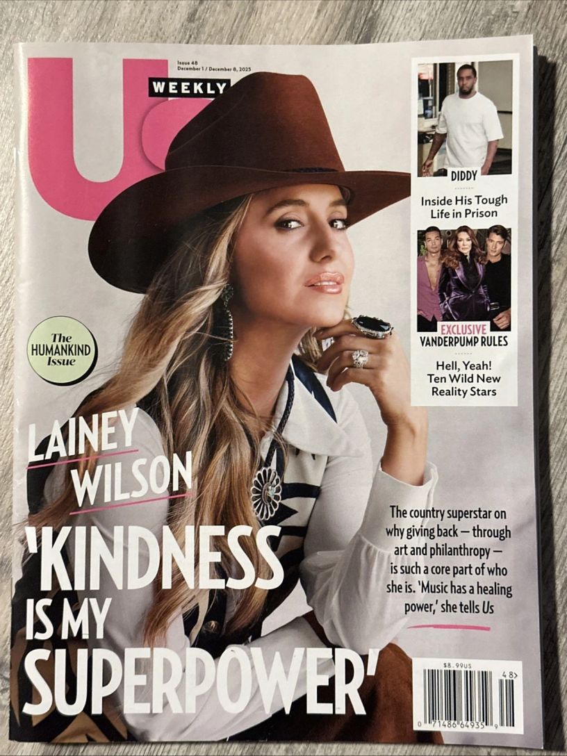 US WEEKLY magazine side cover 1 December 2025