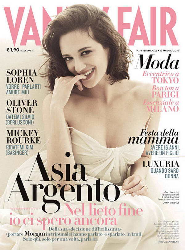 VANITY FAIR (Italy) magazine side cover Issue 18 12 May 2010