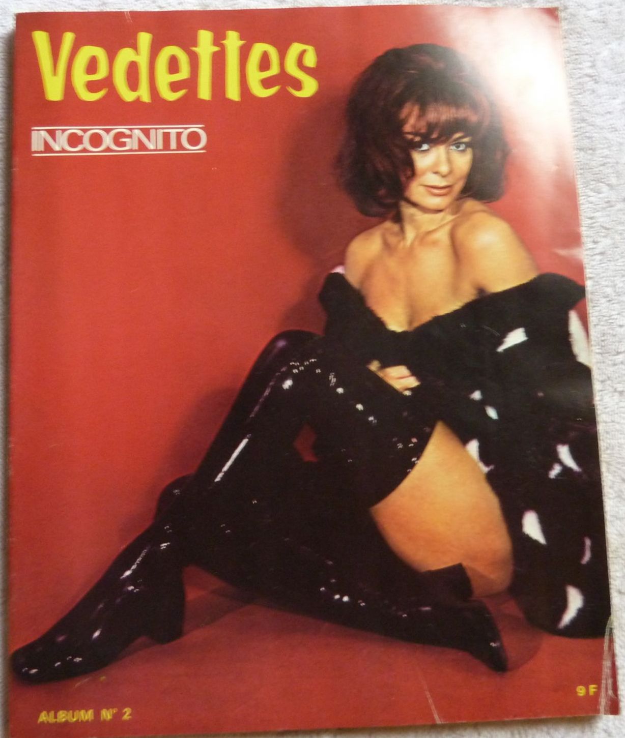 VEDETTES INCOGNITO SELECTION magazine side cover Issue 2   1971