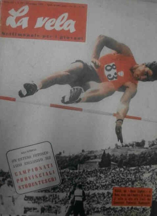 LA VELA magazine side cover Issue 19 22 May 1954
