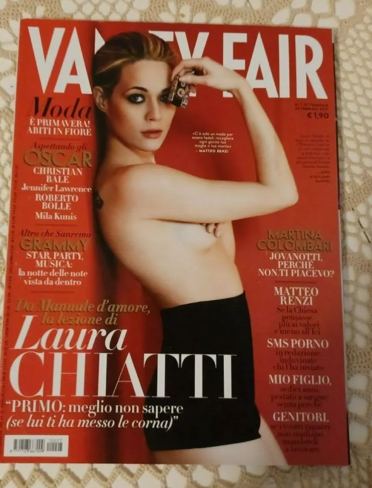 VANITY FAIR (Italy) magazine side cover Issue 7 23 February 2011