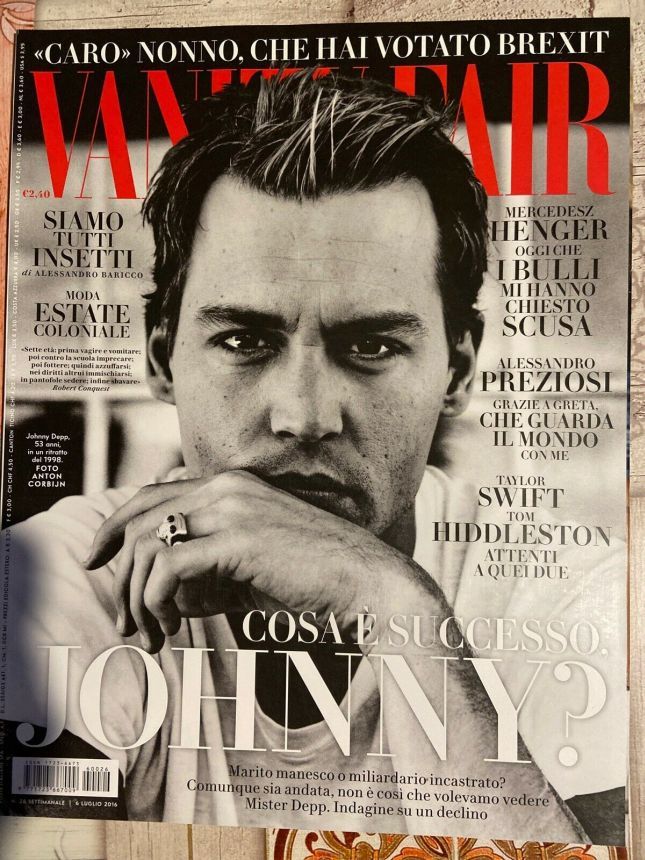 VANITY FAIR (Italy) magazine side cover Issue 26 6 July 2016