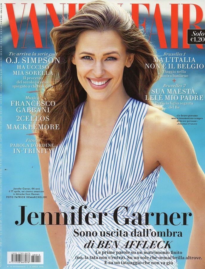 VANITY FAIR (Italy) magazine side cover Issue 13 6 April 2016
