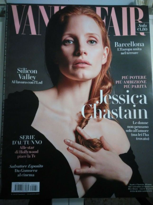 VANITY FAIR (Italy) magazine side cover Issue 34 30 August 2017