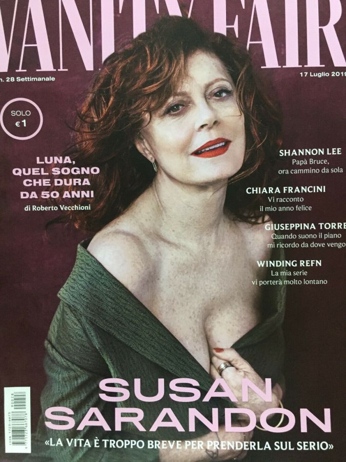 VANITY FAIR (Italy) magazine side cover Issue 28 17 July 2019