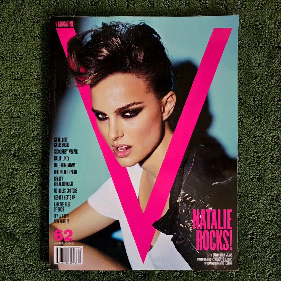 V MAGAZINE magazine side cover Issue 62 Winter 2009