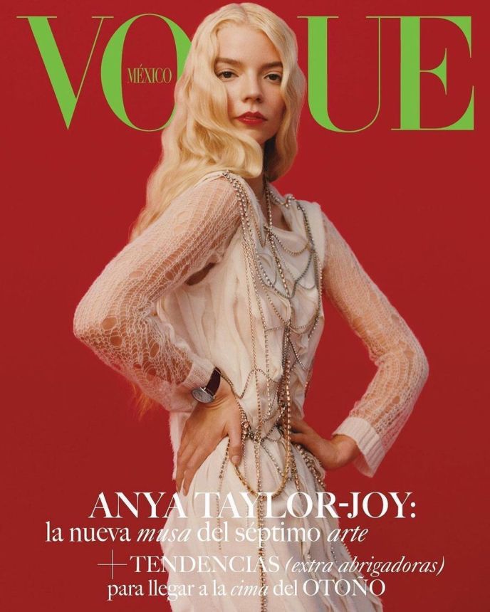 VOGUE MEXICO magazine side cover  October 2021