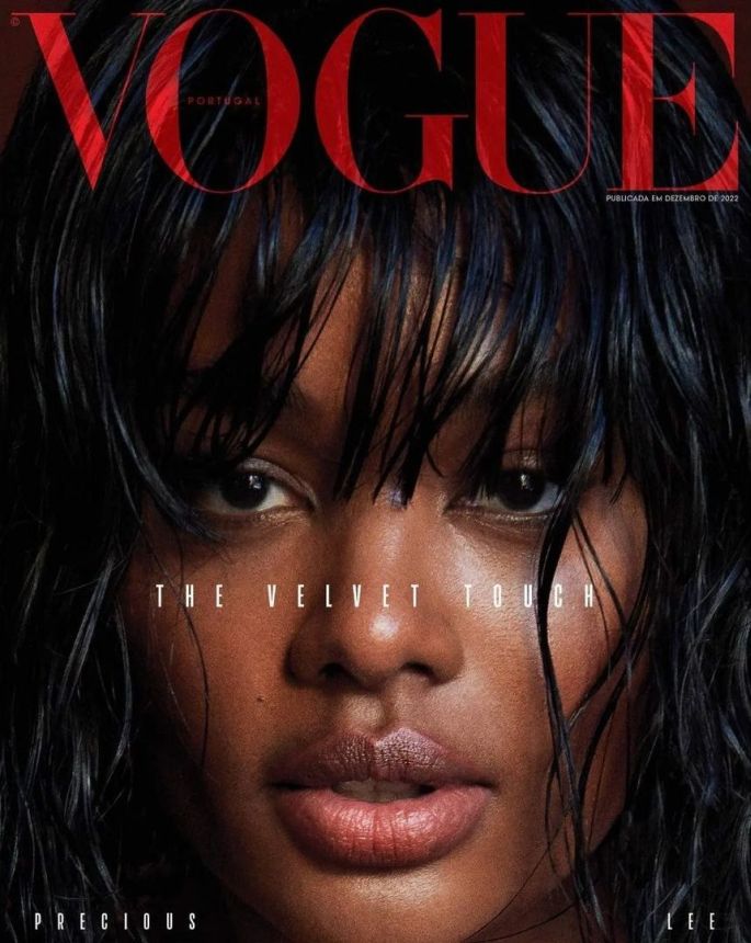 VOGUE PORTUGAL magazine side cover  December 2022/ January 2023 