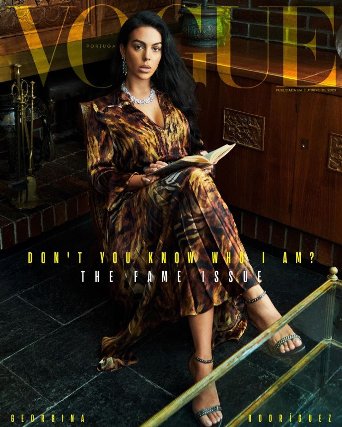 VOGUE PORTUGAL magazine side cover  October 2023
