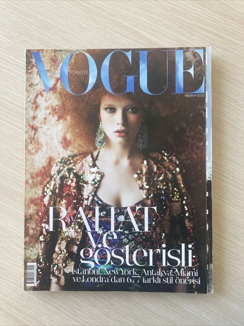 VOGUE TURKEY magazine side cover  April 2010