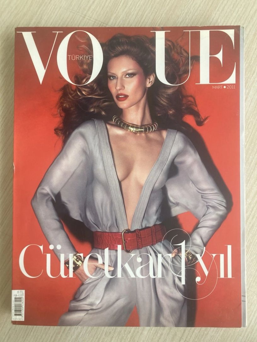 VOGUE TURKEY magazine side cover  March 2011