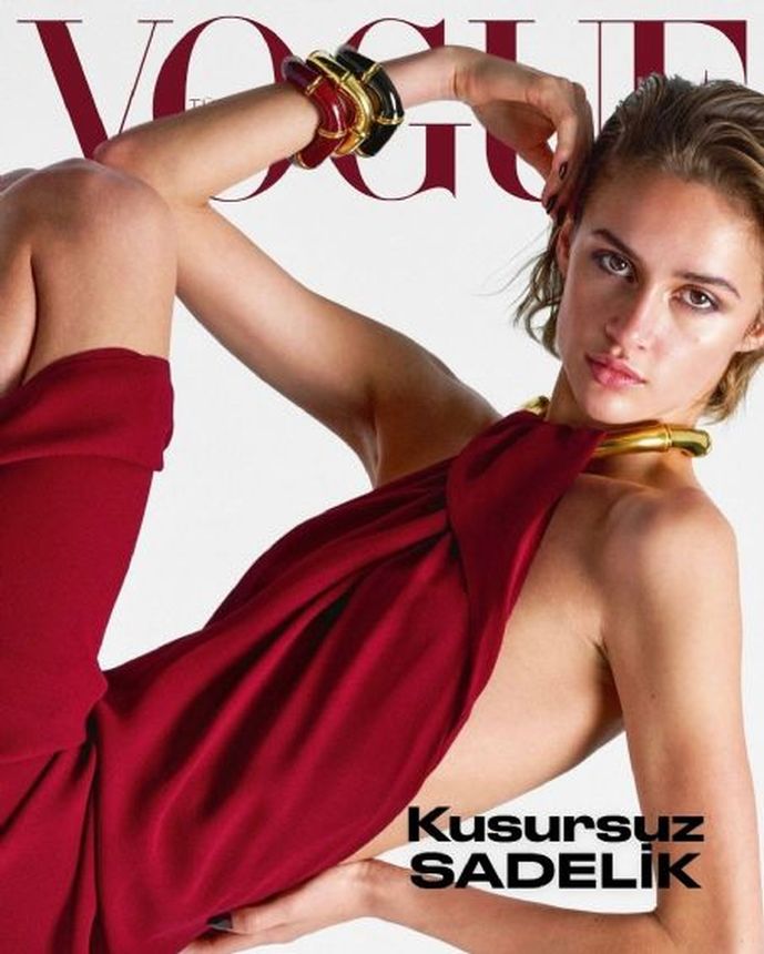 VOGUE TURKEY magazine side cover  February 2025